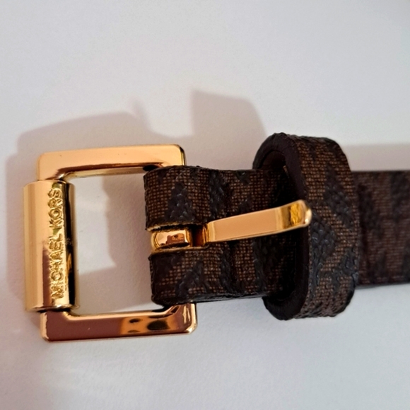 MICHAEL KORS Monogram Belt Bag with Pull gold tone chain sz Medium - Picture 2 of 7